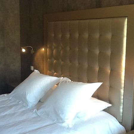 Hotel Les Deux Lions ريز الغرفة الصورة